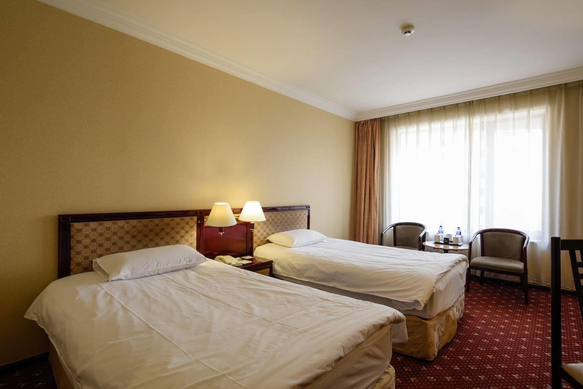 Yanshan Hotel Beijing Eksteriør billede